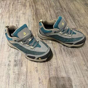 Monolith Low UltraDry Hiking Shoe - Kids'